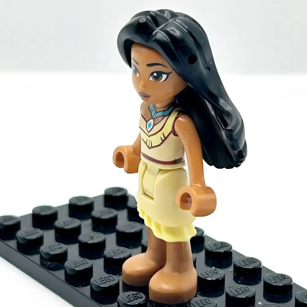 LEGO Disney 100 - Pocahontas Minifigure/Minidoll - dis118 - Set 43215 EUC